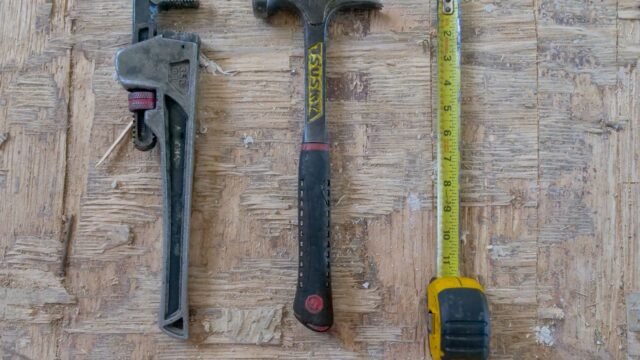 Waarom een antraciet metalen tuinkast zo populair is